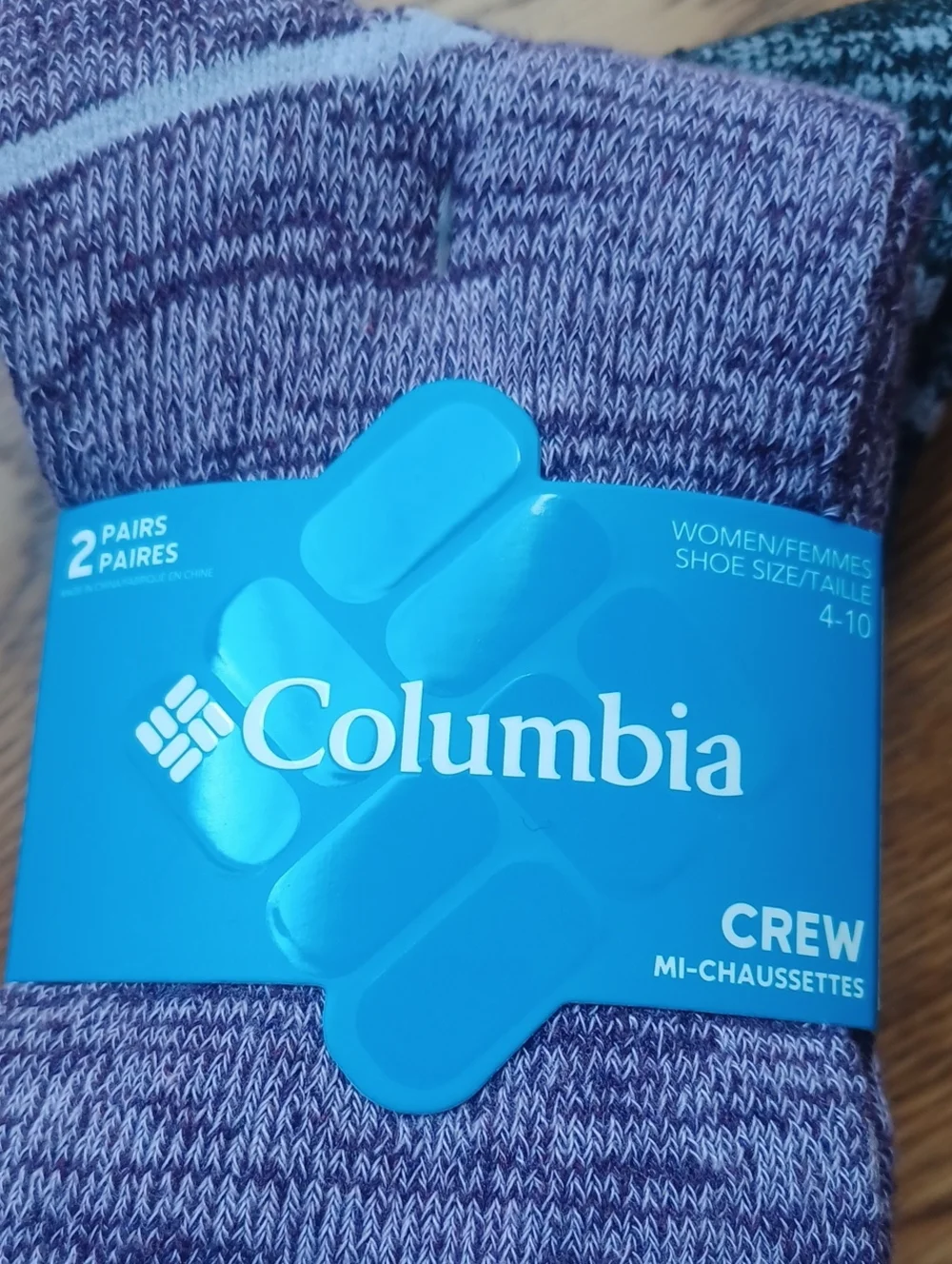 NEW COLUMBIA CREW SOCKS